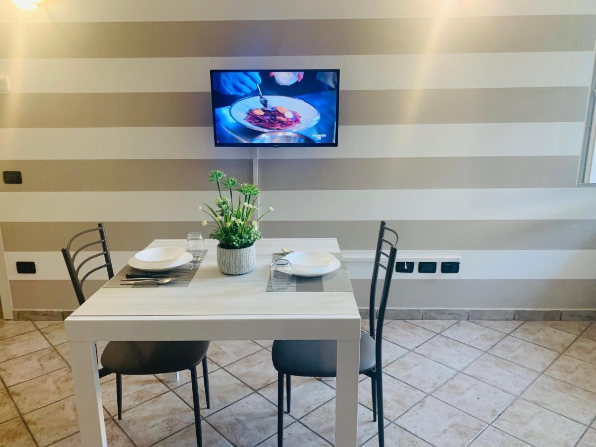Il Cortiletto Apartment Somma Lombardo Luaran gambar